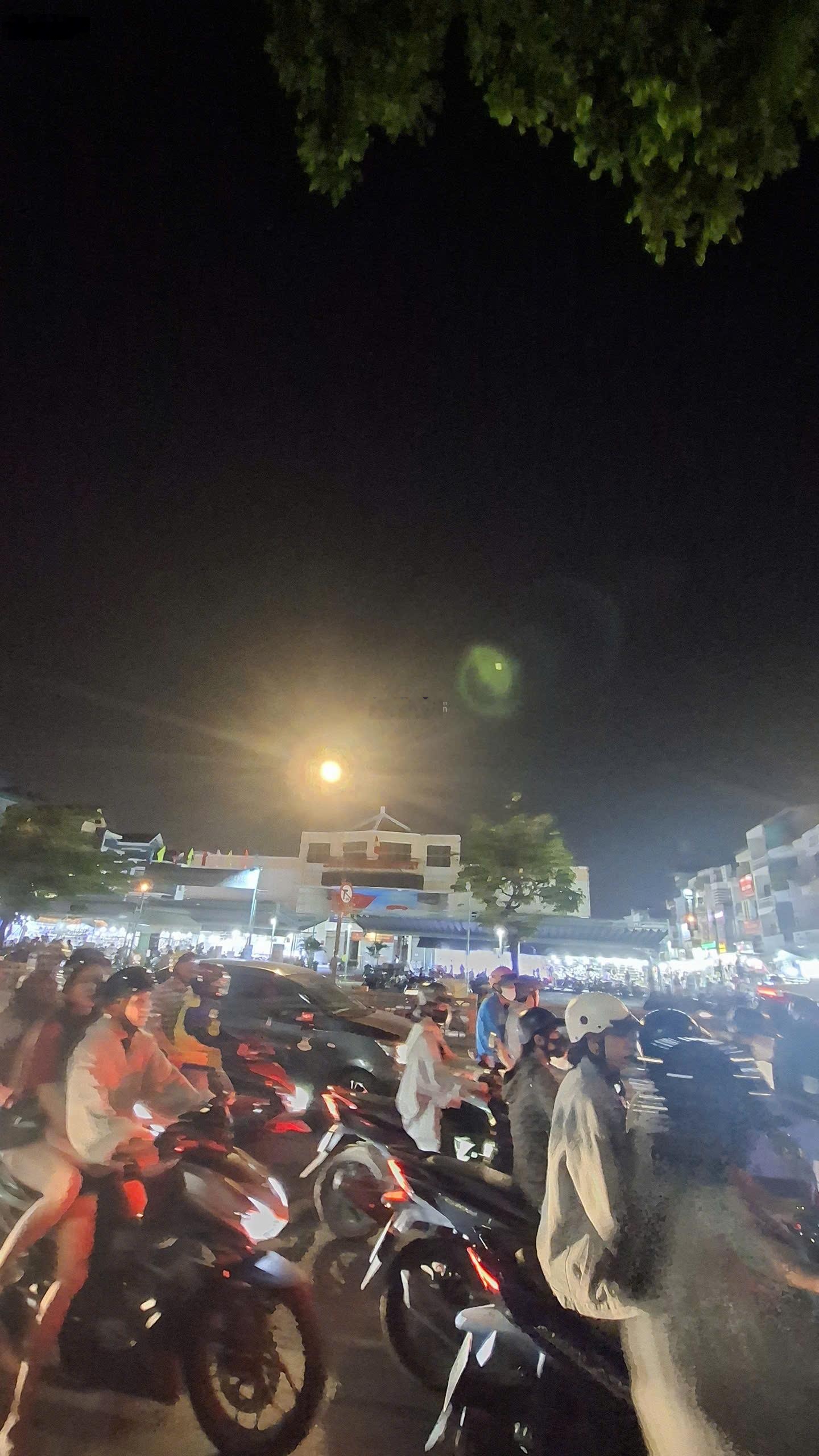 Bán nhà mặt tiền ngay Quang Trung P11 Gò Vấp 68m² 4 tầng dòng tiền 50-70tr/tháng.