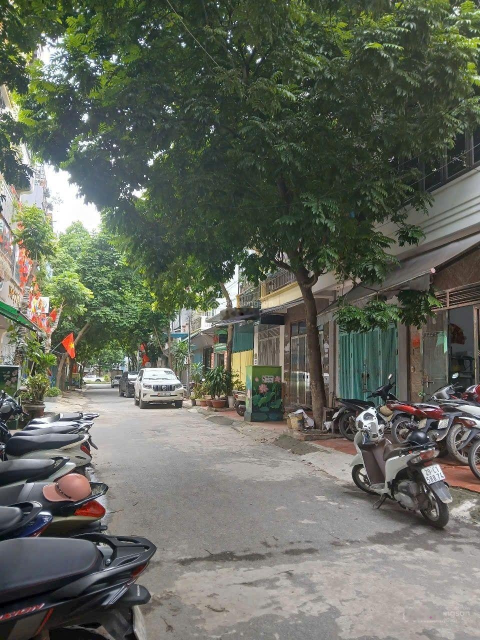 Phân lô vỉa hè - kinh doanh - hàng f0 - gi.á đtu - chủ cầ.n bá.n. dt 50m; mt 4m; 4 tầng