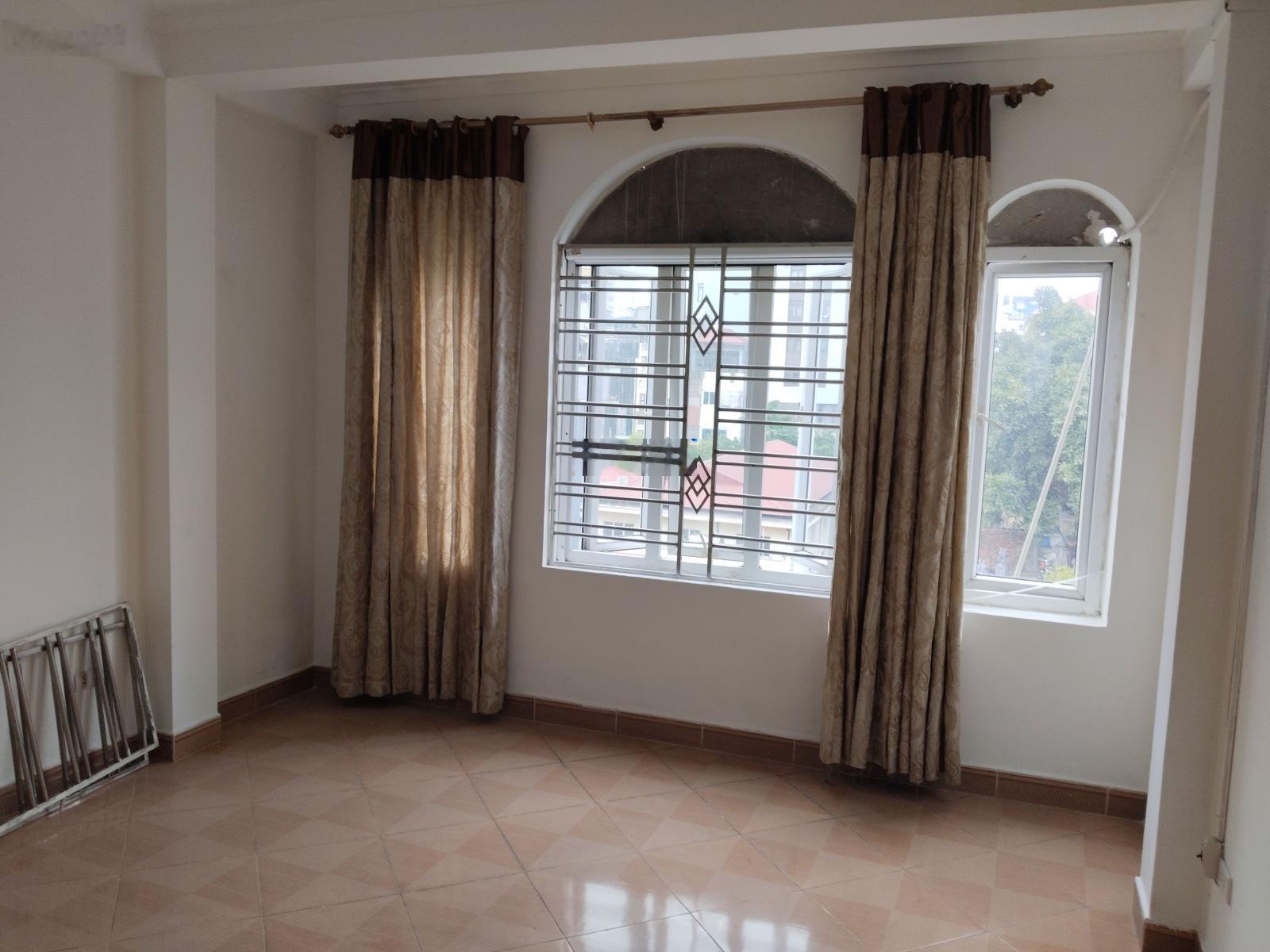 Bán Nhà Riêng 4PN, 4WC tại Cổ Bản, 3,8 tỷ, 34m2, giá ưu đãi