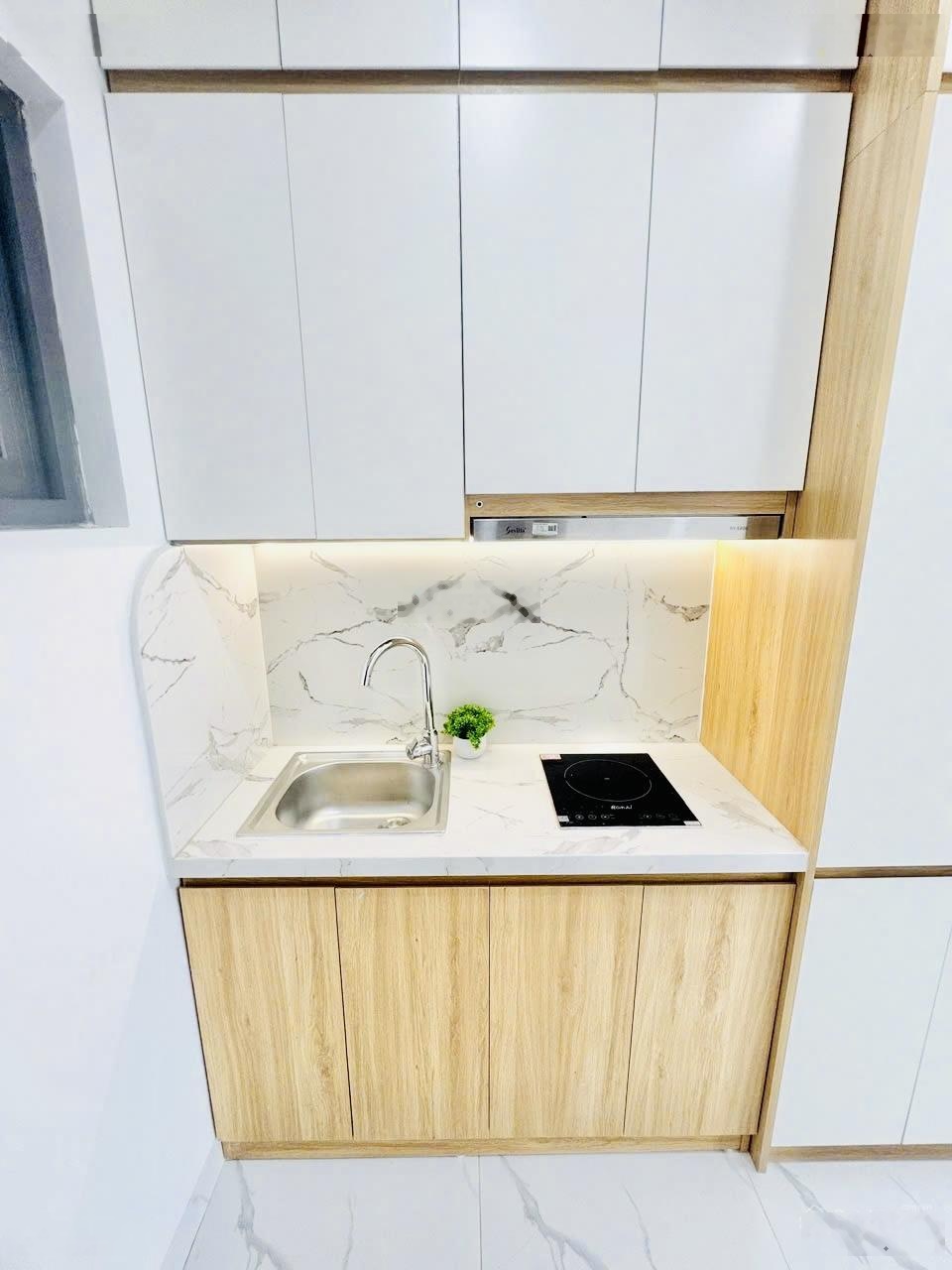 Bán toà CHDV Võ Chí Công ngõ thông 20m ra ô tô gần Lotte Mall Tây Hồ, 60m2*7T TM 17PN, thoát hiểm