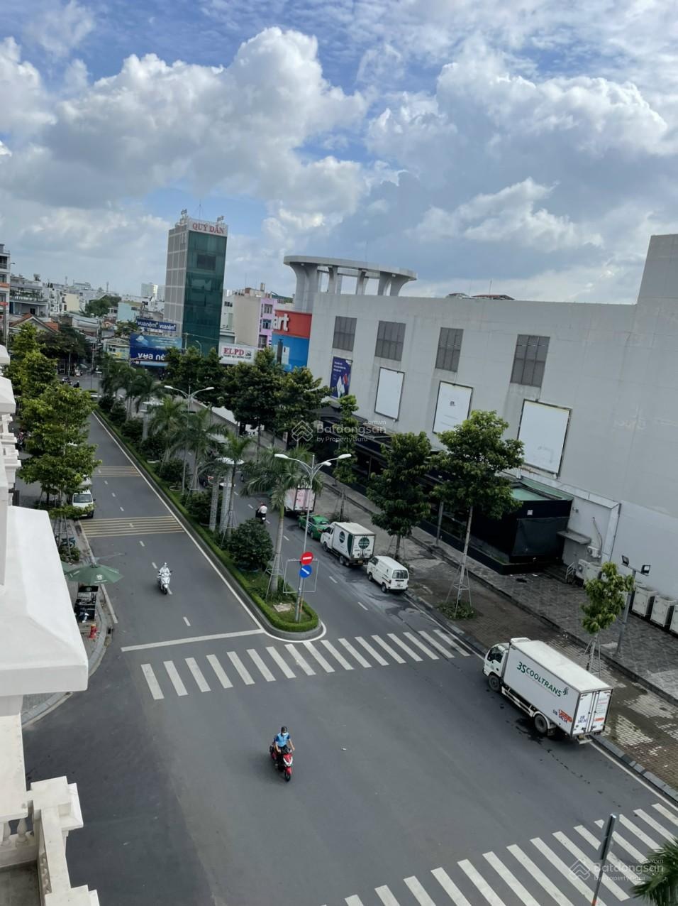 Bán căn biệt thự Công viên Hòa Bình khu Cityland Park Hills. DT: 12.5 x 20m