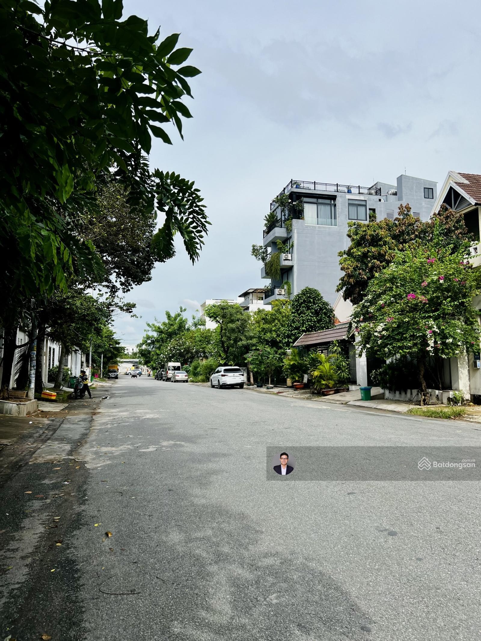 Bán siêu phẩm đường 20m vị trí ở 120 Nguyễn Văn Hưởng - 8x30m - XD: Hầm 5 tầng - giá: 34 tỷ TL