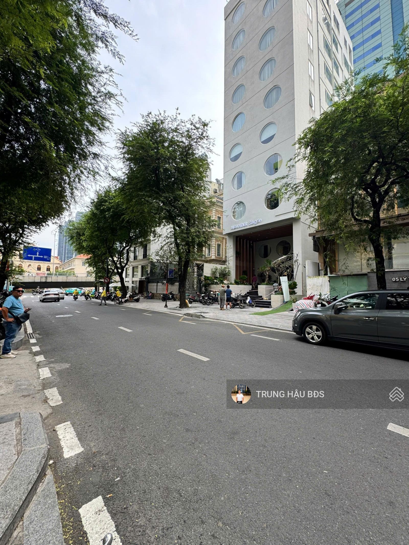 Bán khách sạn 3 sao MT Lý Tự Trọng Quận 1 - DT 11 x 23m - Hầm - 10 tầng - HĐT 900triệu - Giá 250tỷ