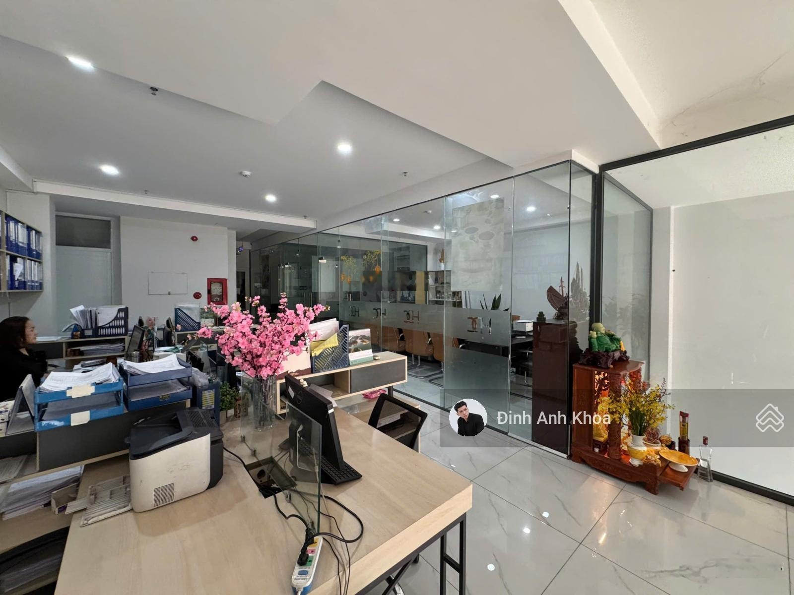 Cần bán trước tết giảm 43 tỷ! từ 168 tỷ về 115 tỷ tòa nhà hầm + 9 tầng mt cô bắc, quận 1