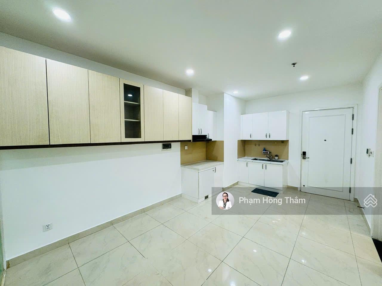 Cần bán căn hộ cao cấp Oficetel Sài Gòn Mia - Trung Sơn, DT 42m2, giá 2.75 tỷ. LH 0933888725 - Thắm