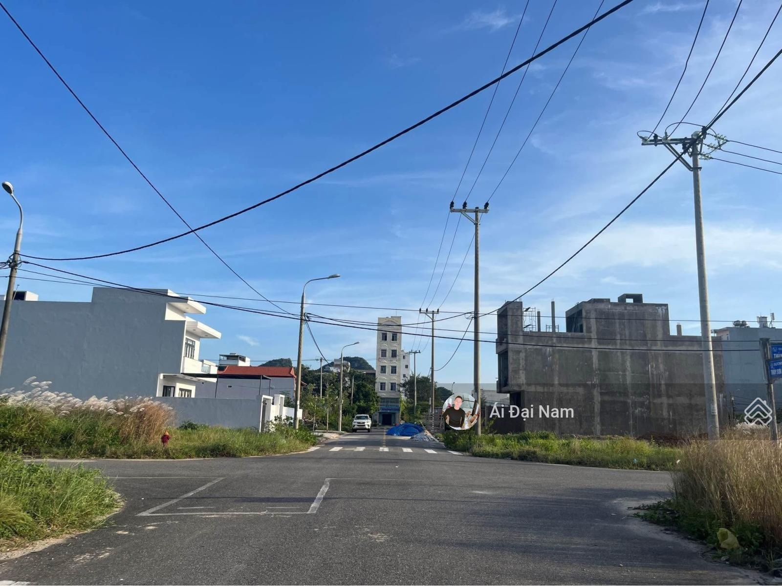 Cần Chuyển Nhượng Lô Đất Biển MT Đường Thuỷ Sơn 4 . Khu Bãi Tắm Sơn Thuỷ