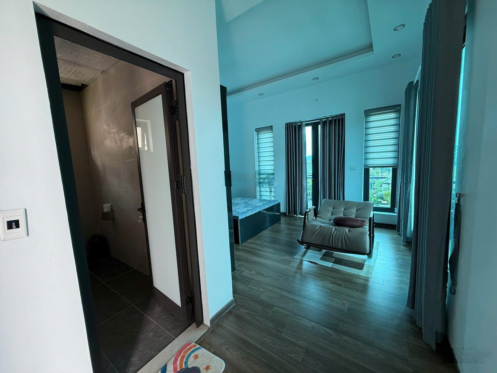 Bán biệt thự 2 tầng hiện đại, full nội thất trung tâm Lương Sơn, Hòa Bình 263m2 có 100m2 TC