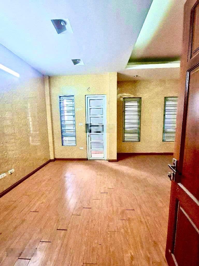 Hàng xóm khu đô thị Gamuda - Hoàng Mai, nhà dân xây, khung cột chắc chắn, mua ở hay đầu tư đều được