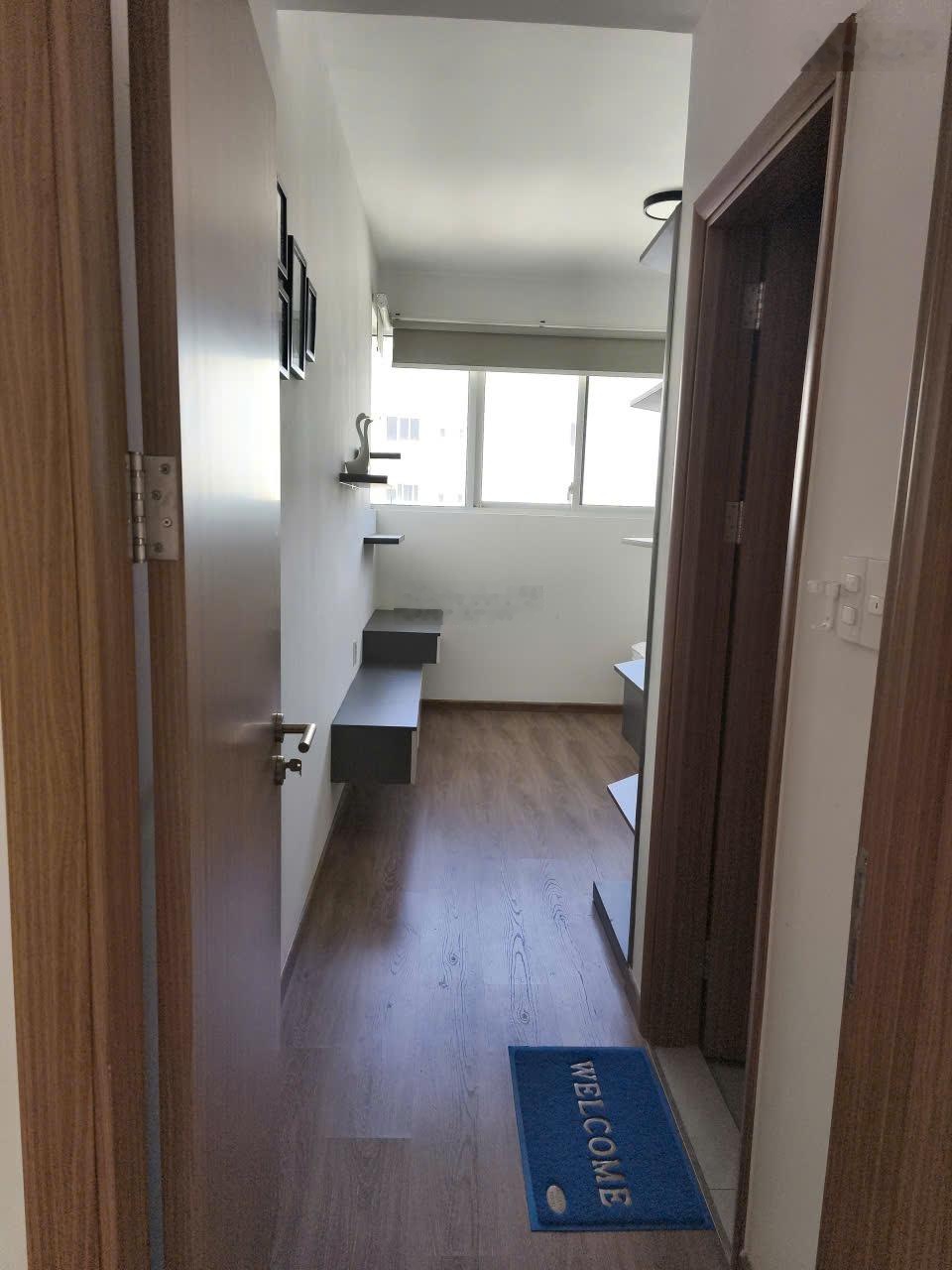 Chính chủ bán căn hộ 2PN, 66m2, full nội thất giá 2,150 tỷ, đã có sổ, tầng 15