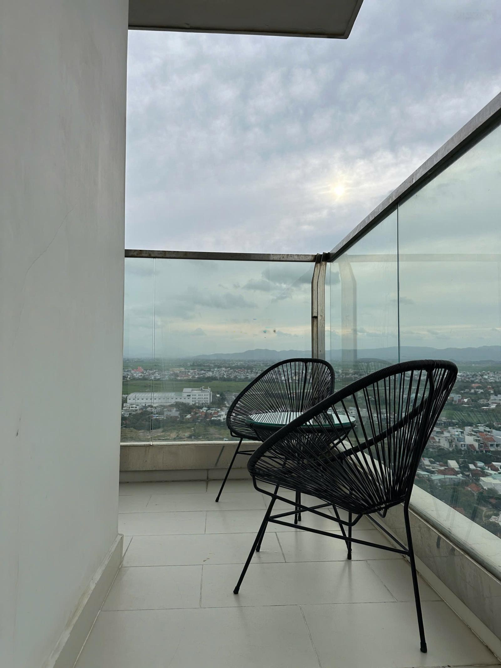 Bán căn Apec căn góc view biển và phố. Căn 41m2 full nội thất giá 870 triệu. Full NT