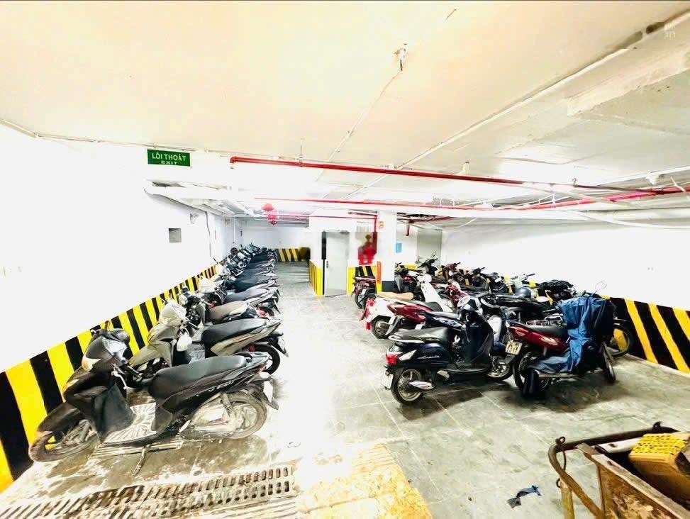 Bán tòa CCMN 100m2 x 8 tầng Phố Mỹ Đình, 32 phòng khép kín, giá chỉ 20 tỷ nhỉnh