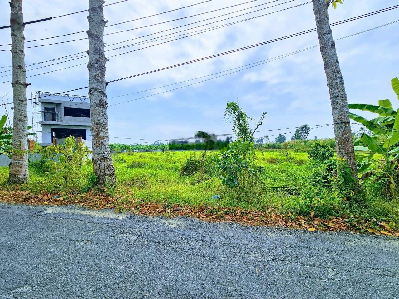 Đất công 1.208m2 nghỉ dưỡng có thổ cư - cách trung tâm 20p đi xe - 2.9 tỷ - quá vuýp