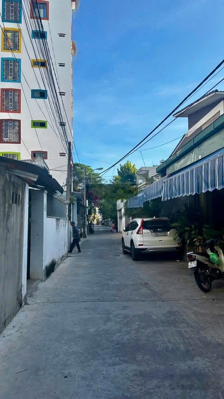 Bán đất xây căn hộ KS, đường Hải Nam, Vĩnh Hải, DT 337,8 m2, ngang 9m, đường 6 m - giá 24,5 tỷ