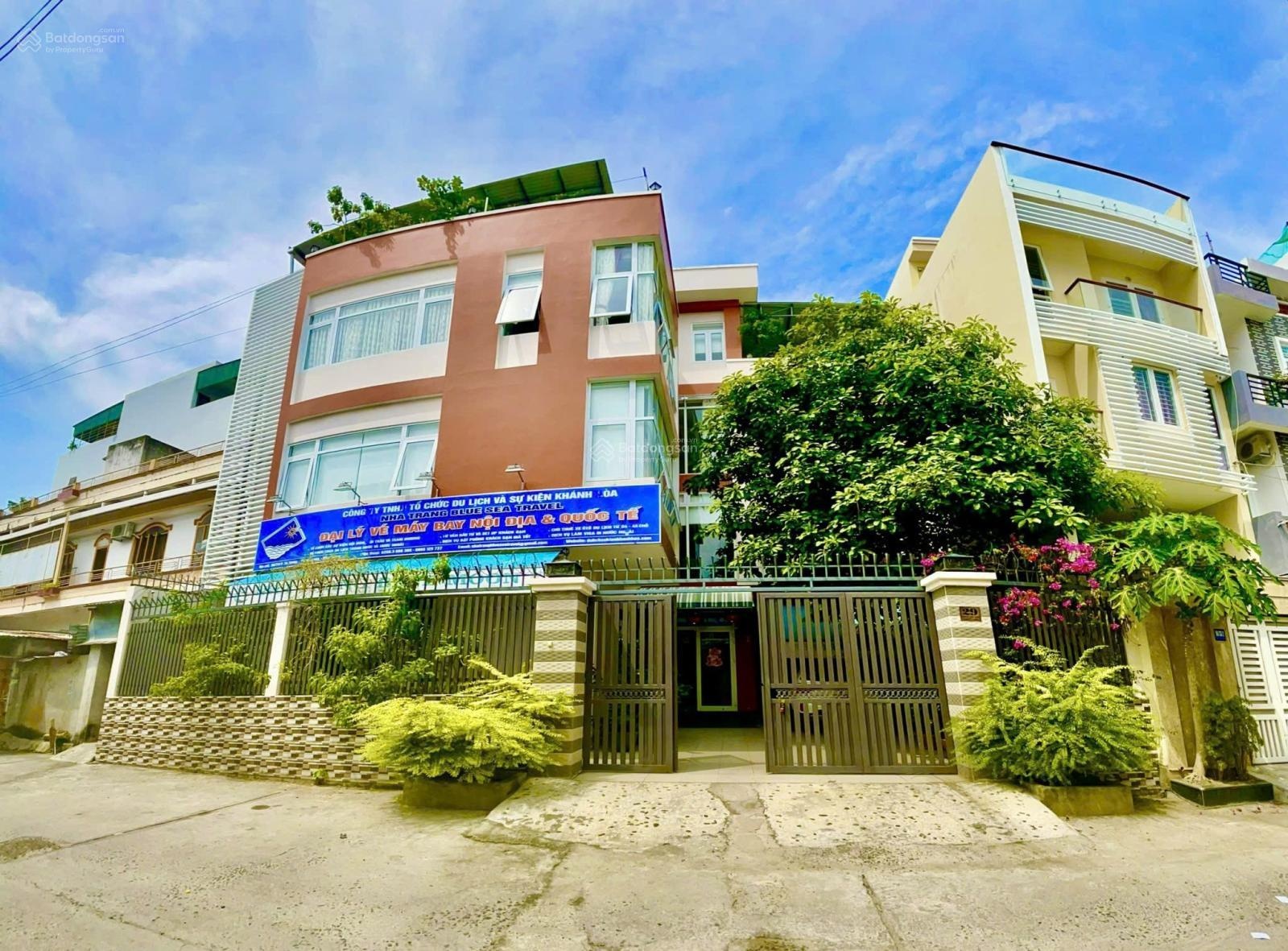 Chủ cần bán căn nhà đẹp vừa ở vừa kinh doanh tại Dã Tượng - Phước Long