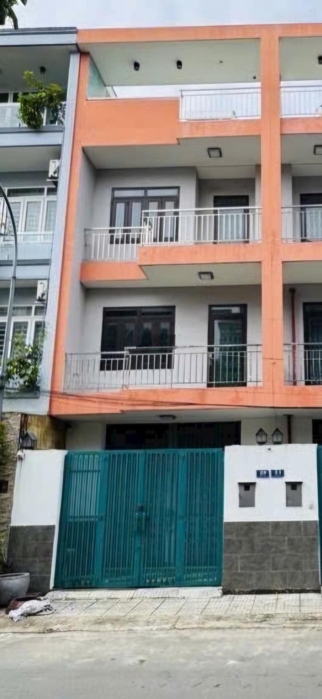 Bán nhà mặt tiền đường Số 5, KDC Hai Thành, Tân Tạo