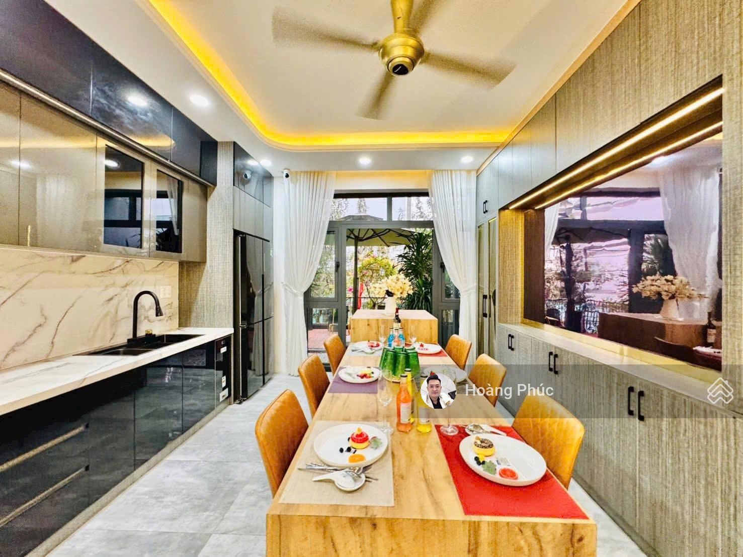 Siêu phẩm 4 tấm ngay sát mặt tiền đường Tân Cảng - Bình Thạnh, 83m2, gần toà nhà 81 tầng