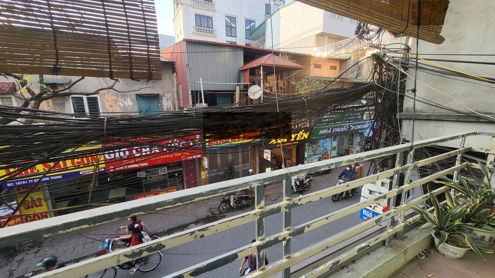 Giá Tốt ! Bán nhà mặt phố Khương Trung 52,3 m2, 3 tầng, 17.2 tỷ, mặt tiền 4,2m - Hiếm nhà bán