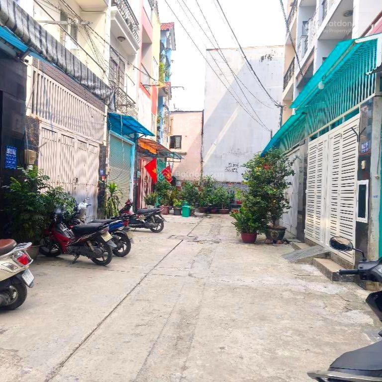 Bán gấp nhà HXH Quang Trung, 4.7x14m, 4 lầu, 7.2 tỷ giá tốt