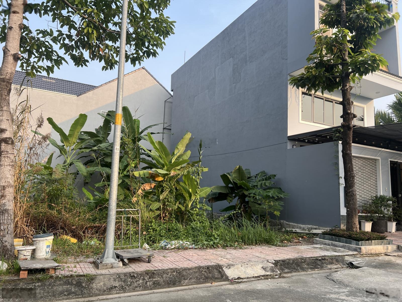 Chính chủ gửi bán Đất nền KDC Bưng ông Thoàn Quận 9