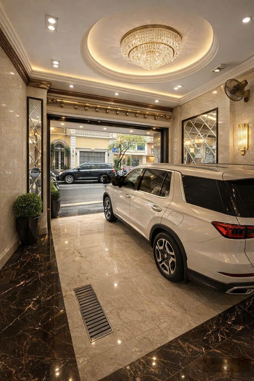 Bán nhà mặt phố Phó Đức Chính,VIEW HỒ Trúc Bạch 74m2 MT 4.5m 6 tầng thang máy chỉ 52,8 tỷ