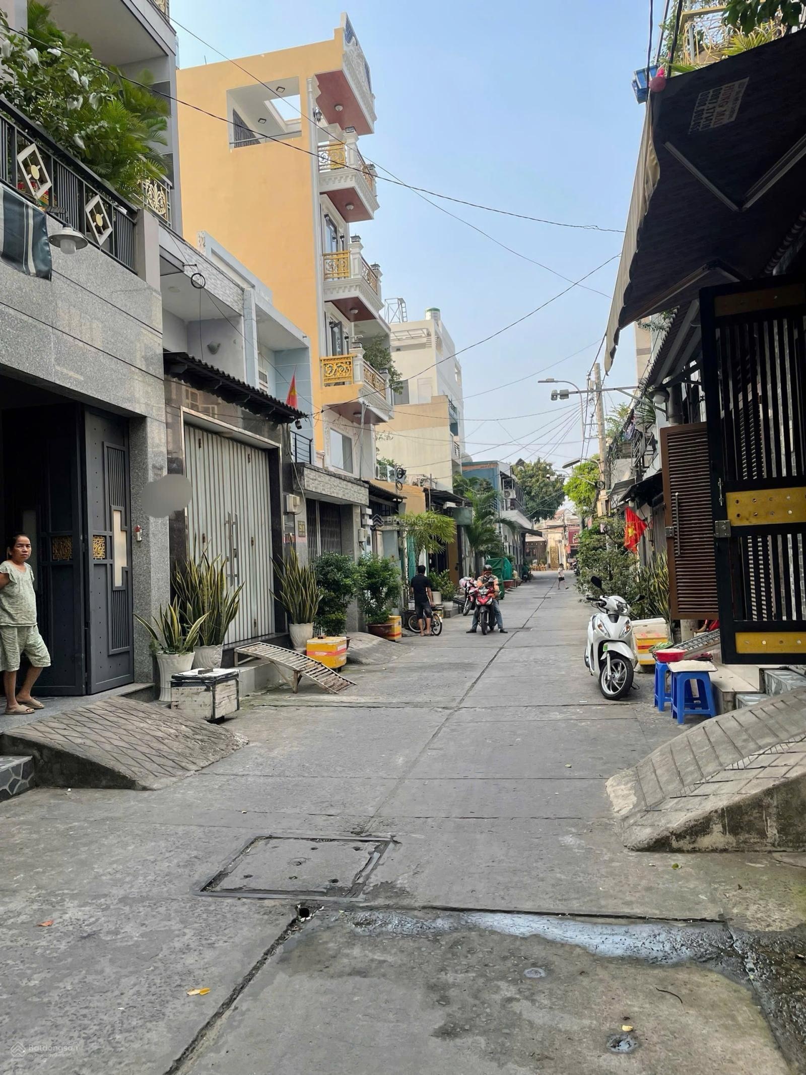 Bán nhà 1 lầu hẻm 6m thông đường lô tư p. bình hưng hoà a diện tích: 4 x 18m