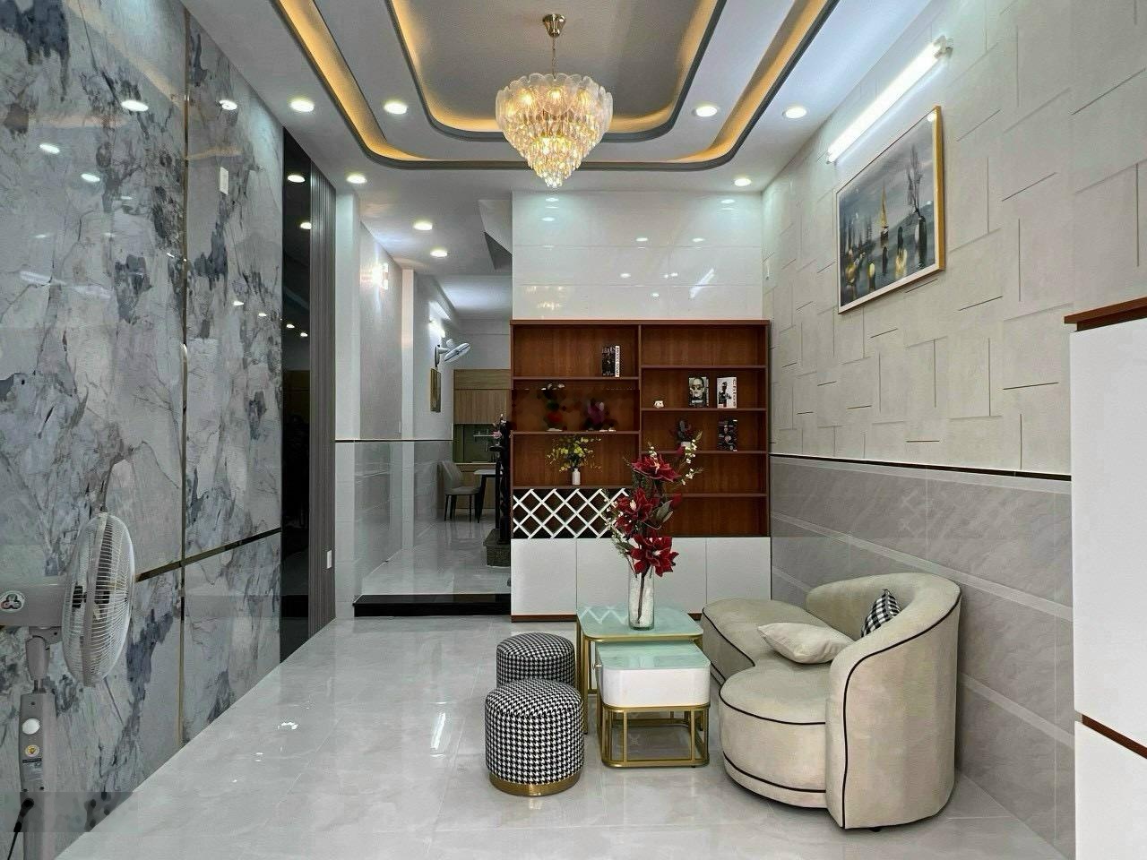 Bán nhà 1T 2L tại Lê Văn Duyệt, P1, Bình Thạnh DT 52m2, sổ hồng riêng. Gần chợ Bà Chiểu
