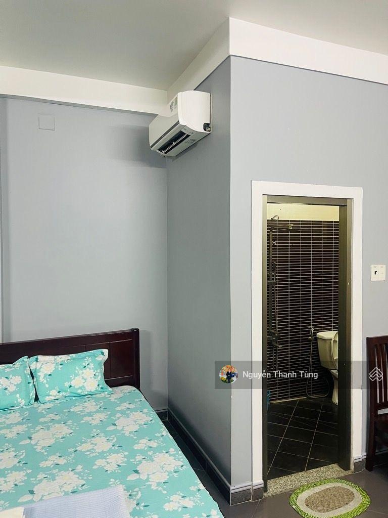 Khách sạn 6 Tầng Mặt tiền nhánh Đường ĐẶNG THÚC VỊNH, Diện tích 181m2 (4.5 x 40), 18 Phòng.