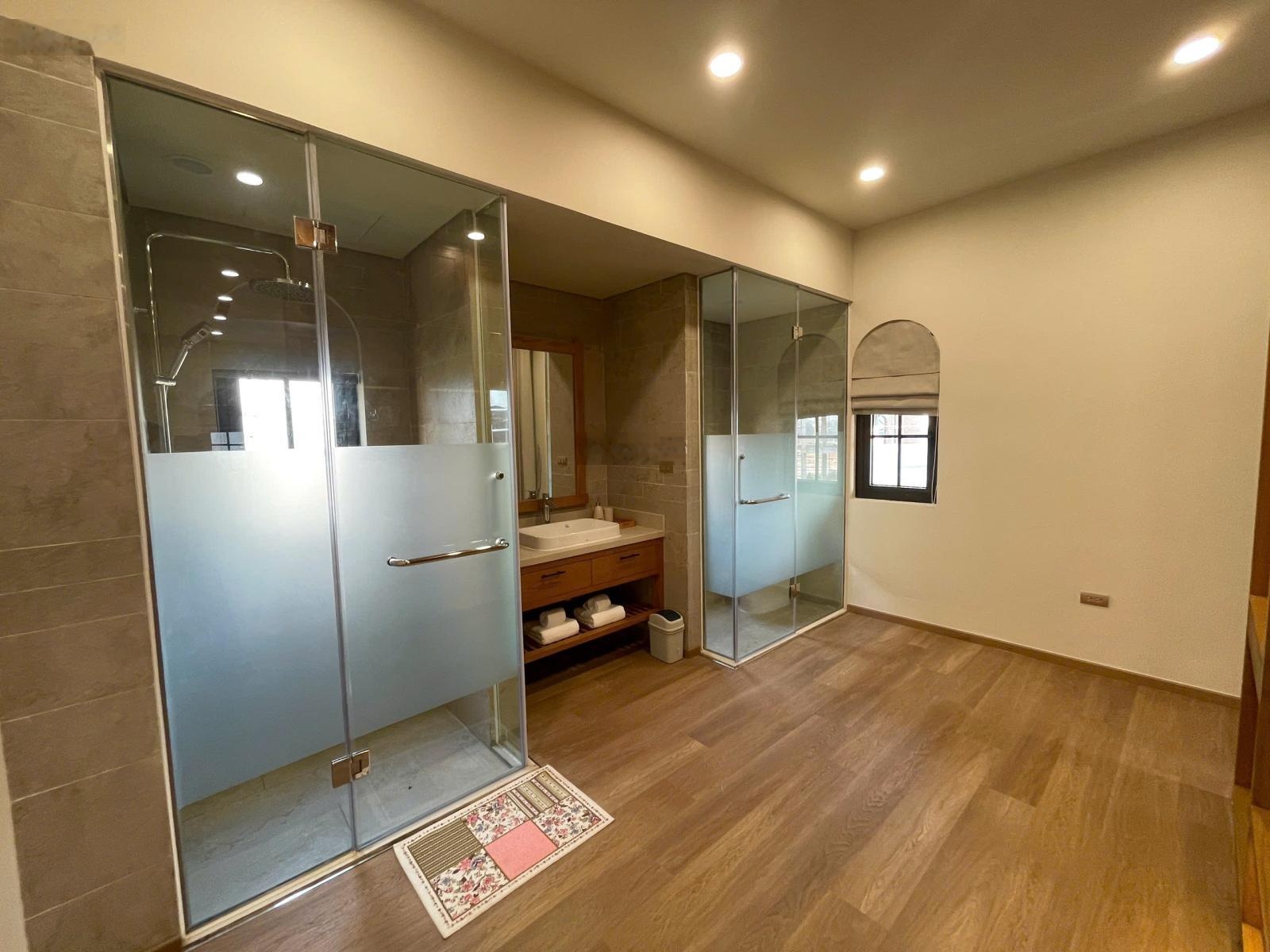 Sở hữu biệt thự đơn lập, có hồ bơi riêng chỉ với 39tr/m2. Tặng ngay 300 triệu hoàn thiện sân vườn