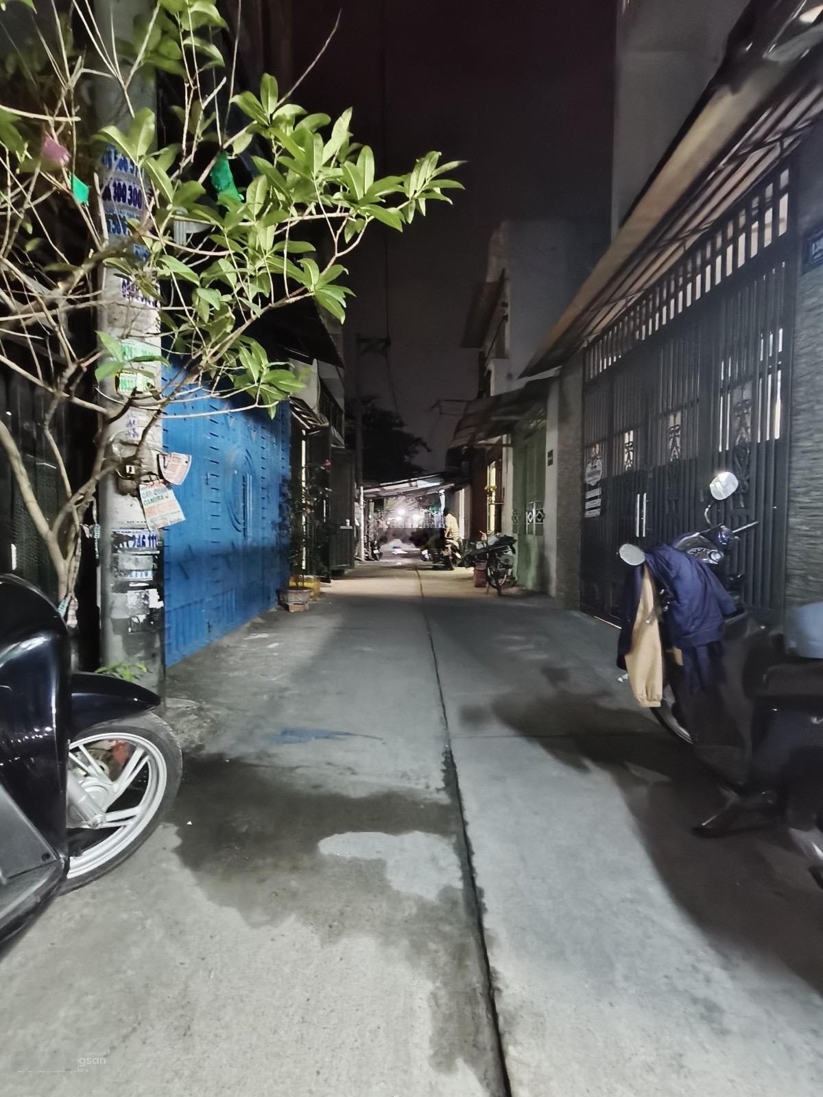 Kẹt tiền ngân hàng hạ giá 250tr chốt giá mới 3ty850 căn nhà 1 trệt 1 lầu đường số 8, BHHB 40m2 SHR