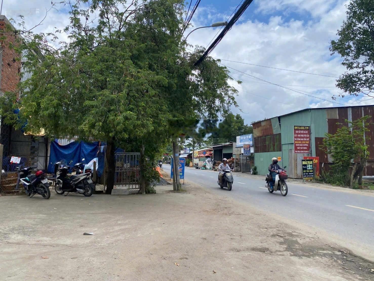 Bán đất góc 2 mặt tiền Liên Phường - Lã Xuân Oai, 55m x 138m, (7024m²), đất xây cao tầng