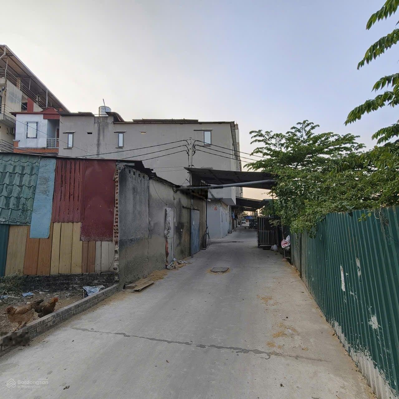 Lô đất hiếm 42.6m phù khê , từ sơn. đường ô tô vào tận đất- 100m ra đường nguyễn văn cừ. 1.59 tỷ