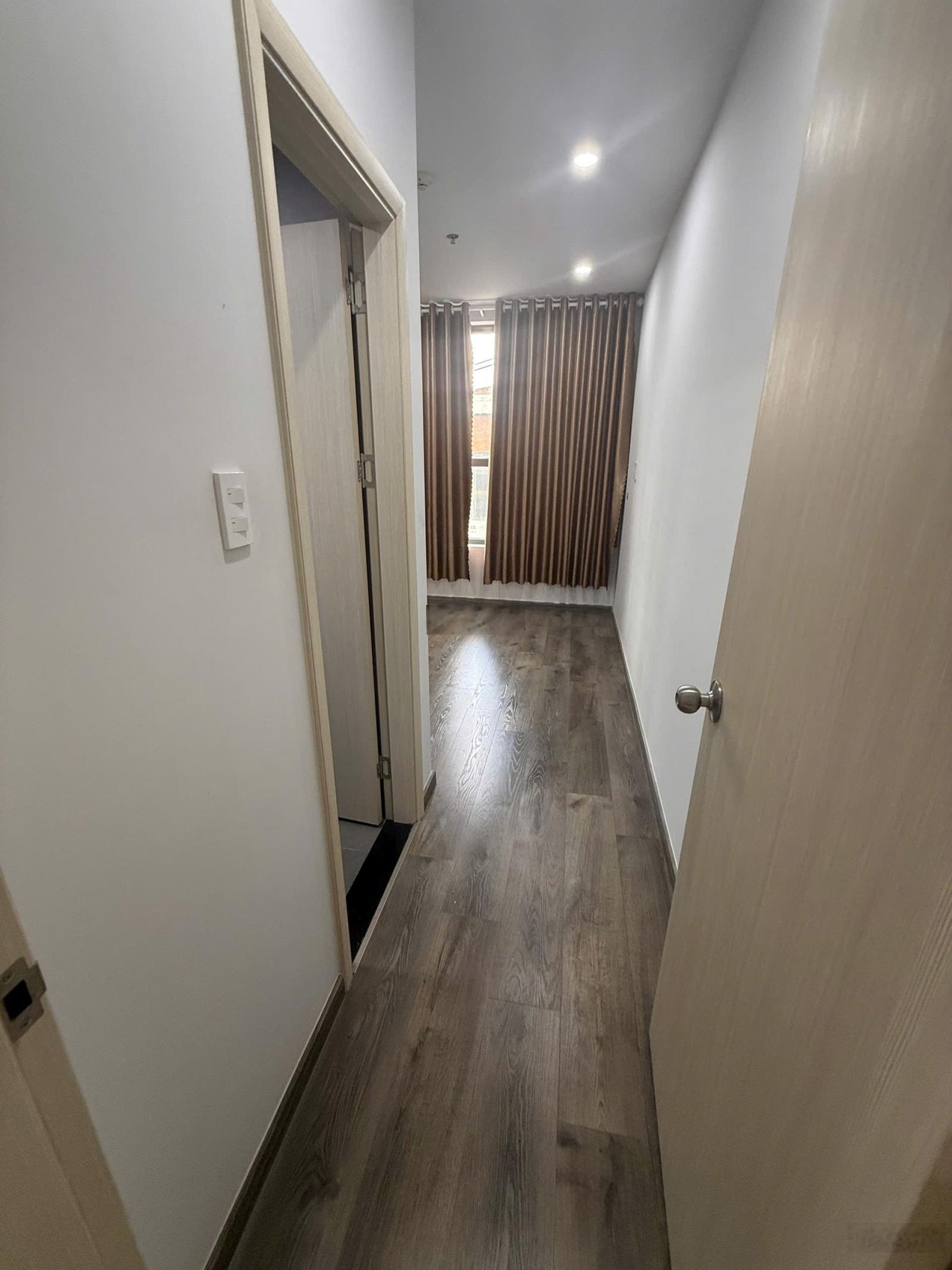 Chủ bán căn ngộp Bcons Polygon 2PN-2WC 54m2 giá 2,29 tỷ bao thuế phí trong tháng, gần Phạm Văn Đồng