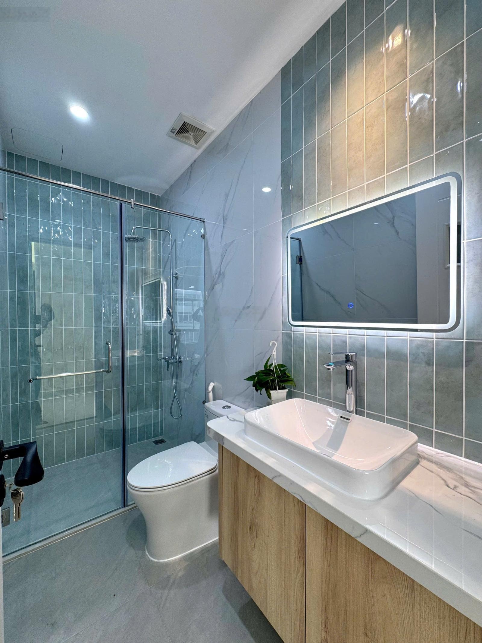 Căn hộ cc sky garden 3, dt: 71m2 - 3pn+2wc - nội thất full new - có hđt 32tr/tháng - giá 6,55 tỷ.
