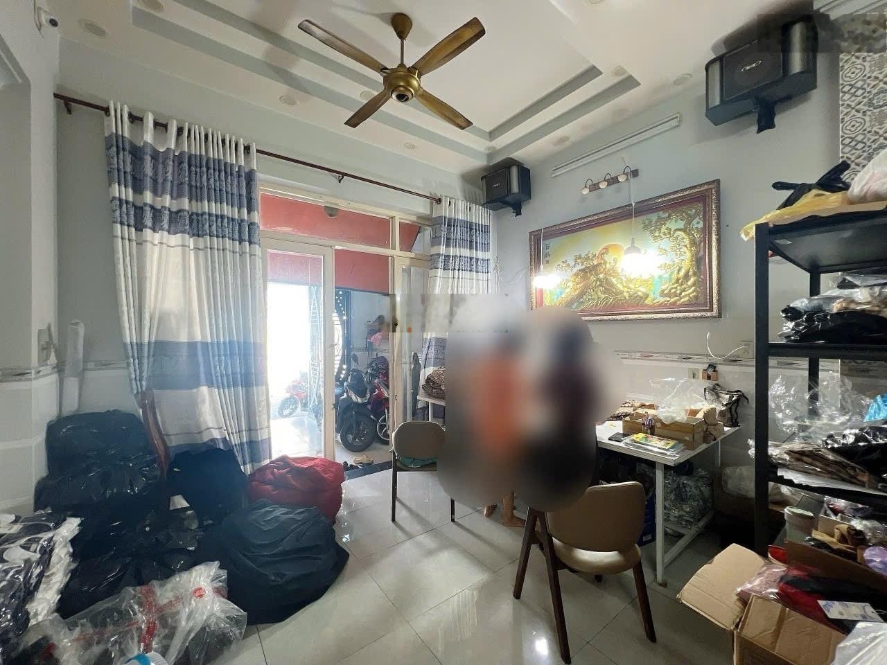 Nhà Tân Phú, hẻm 6m Thoại Ngọc Hầu, 5.3x16m, 3tầng, 4PN, mới tinh như hình, chủ gấp bán, 6.45tỷ(TL)