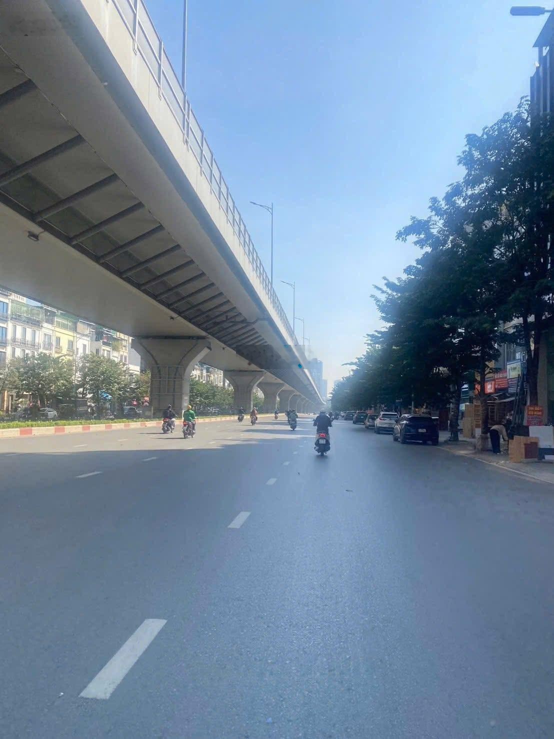 [Mặt Phố] Minh Khai _ Dt 222m_ vỉa hè 8m_ 290tr/m rẻ nhất phố_ xây tòa VP/CHDV cho thuê quá đẹp