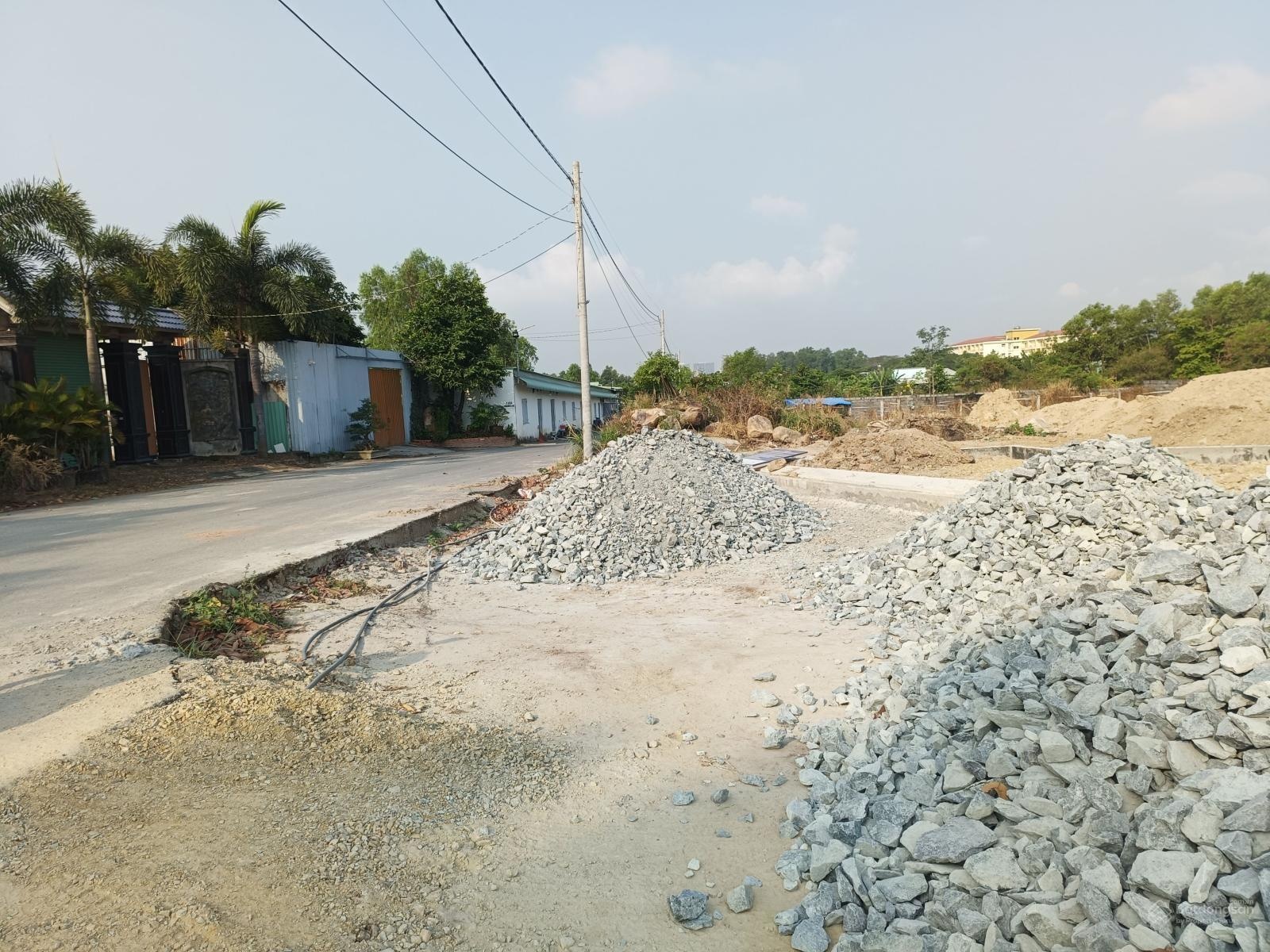 Năm lô Liền kề Đất thổ cư đẹp xuất sắc tại Phú Mỹ, 2,35 tỷ, 125m2