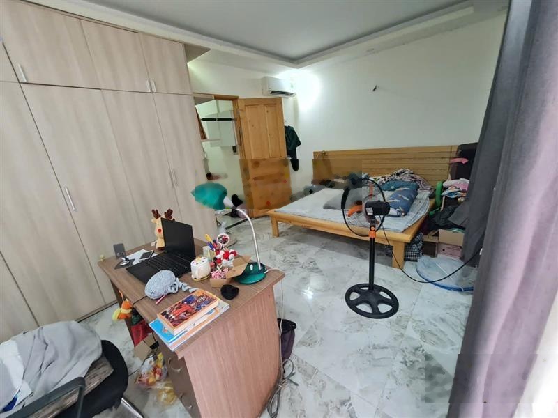 Nhà 2 tầng, Nguyễn Xí, Bình Thạnh, 4x18m, 3 phòng ngủ, ngay Richmond, gần sân bay