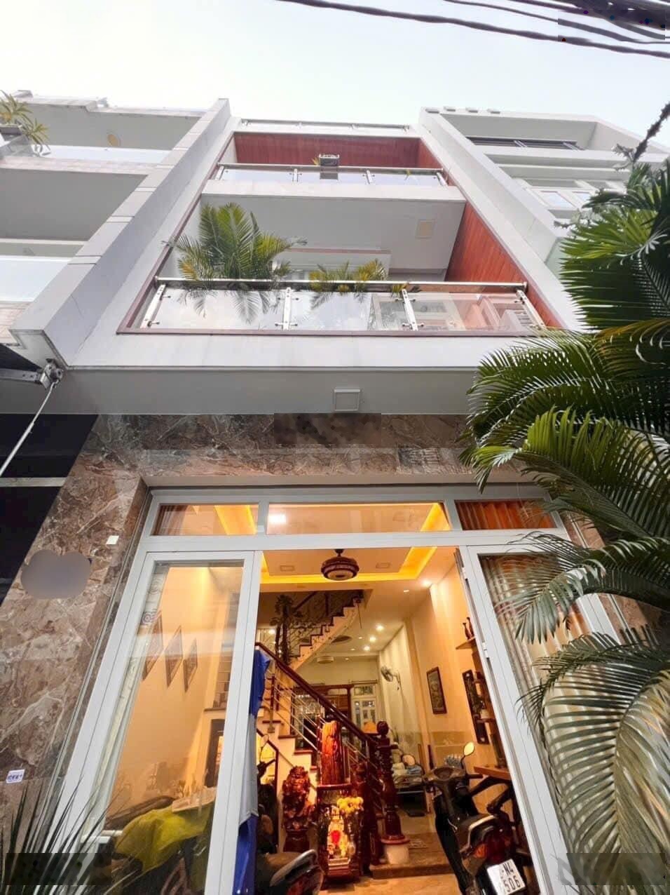 Ngay ĐH Tài chính Marketing - Nhà 62m2 nằm trên đường số 385 sổ hồng chính chủ. Thuê 14tr