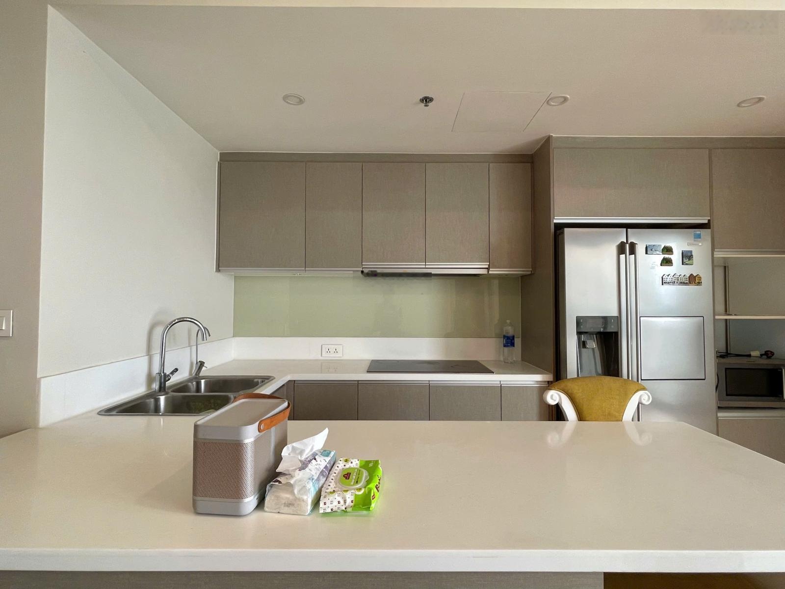 Cho thuê gấp căn 2PN Đảo Kim Cương trên 100m2, view sông - chủ nhà hỗ trợ nhiệt tình dễ thương !