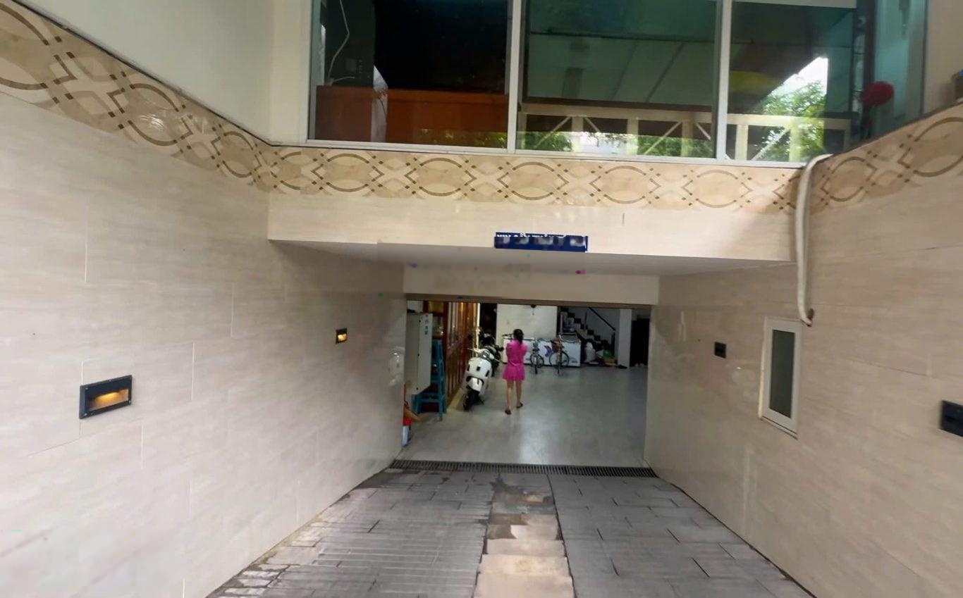 Xuất cảnh bán gấp - Bán biệt thự Cách Mạng Tháng 8 430.5m² 4 tầng - 90 tỷ