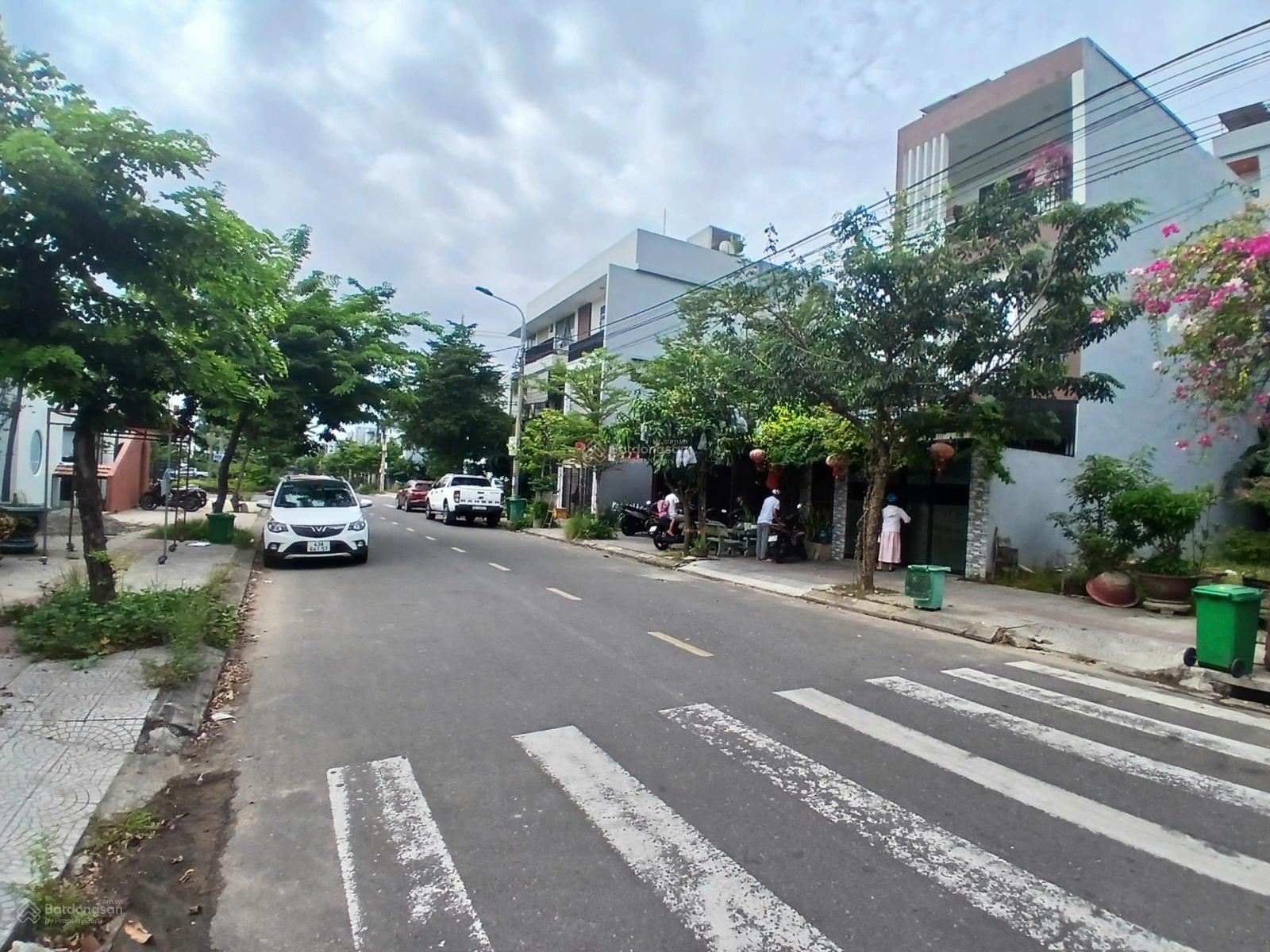 Cần bán lô đôi đường huỳnh văn gấm - đảo vip - hòa xuân - gần công viên