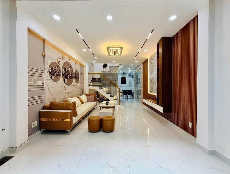 Vị trí víp - ngay ngã 5 - giáp sân bay - phú nhuận - bình thạnh - tại trục đường quang