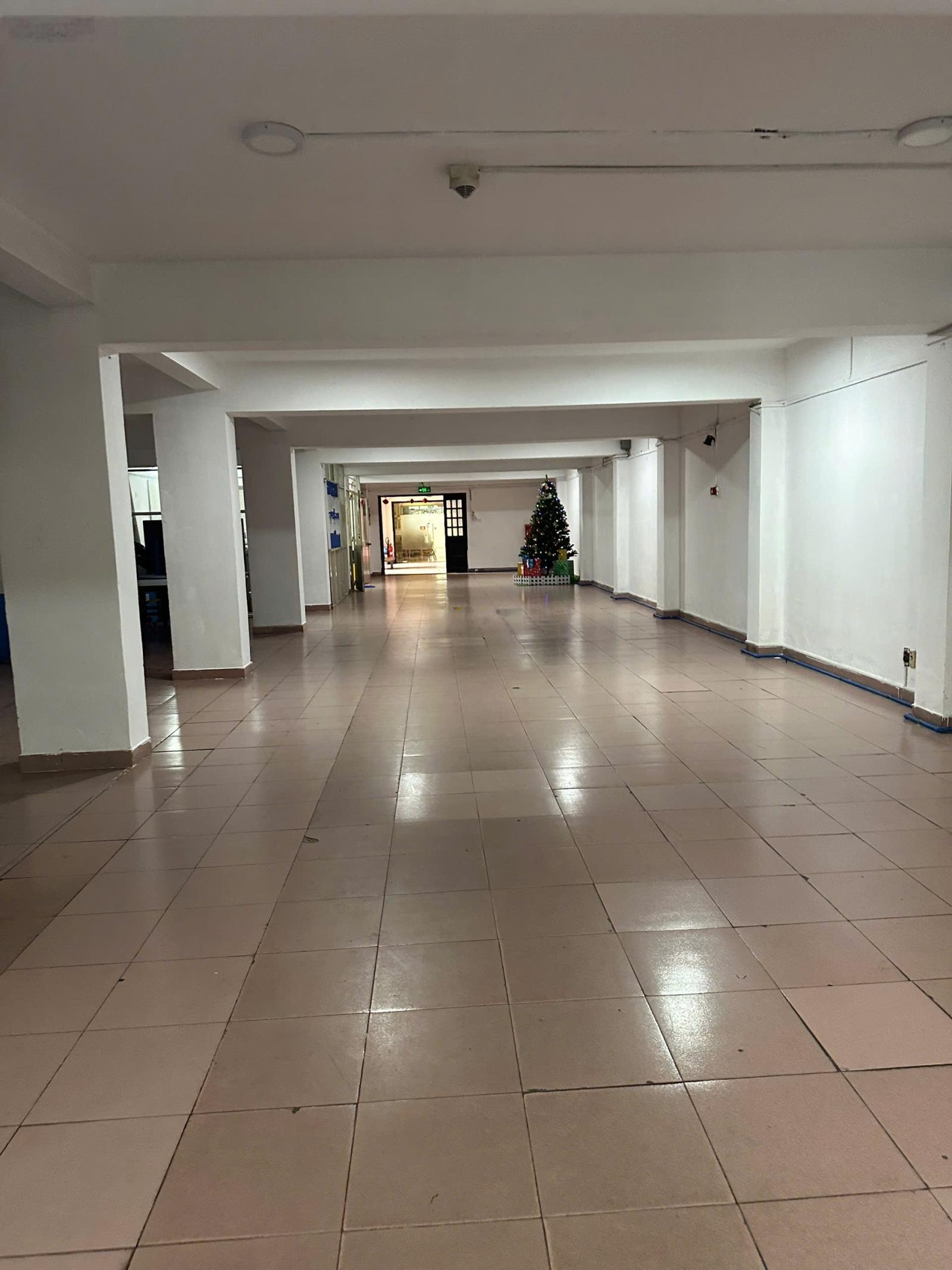 Cần bán chung cư Bình Phú 1 Quận 6, diện tích 60m2, 2PN giá 2,23 tỷ có sổ - giá tốt