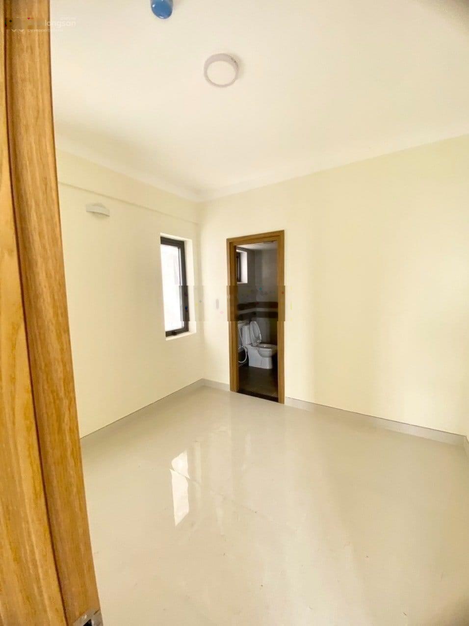 Cần bán căn 2 phòng ngủ Stown Phúc An tiền mặt 500 triệu sang tên, sổ sẵn, công chứng ngay