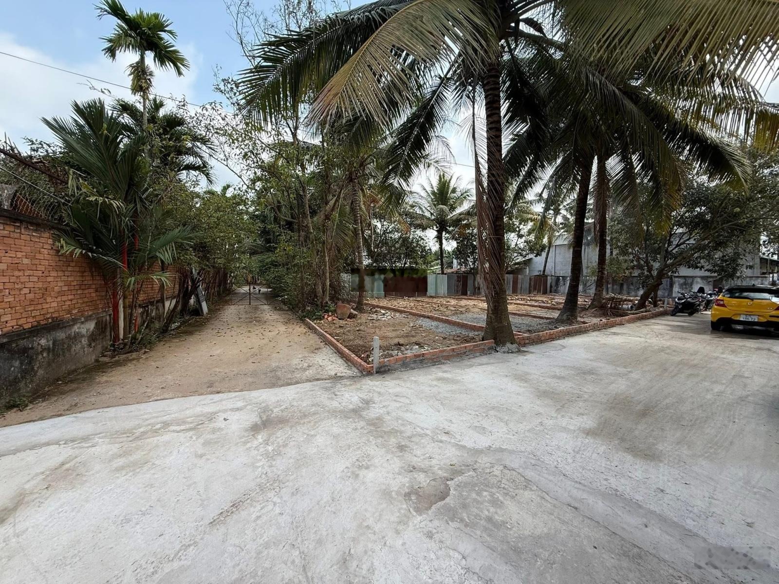 Đất Lò Lu giá rẻ hơn Long Phước