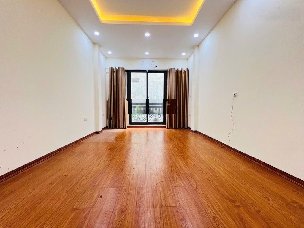 Chính chủ bán nhà riêng - 35m2 - 6 tầng - ngõ oto - 1 ngoặt ra phố