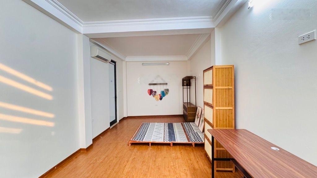 Sở hữu ngay nhà mặt phố yên lạc lô ô tô tránh giá bay nhanh chỉ 15.2 tỷ 34m 5 tầng mặt tiền 5.5m