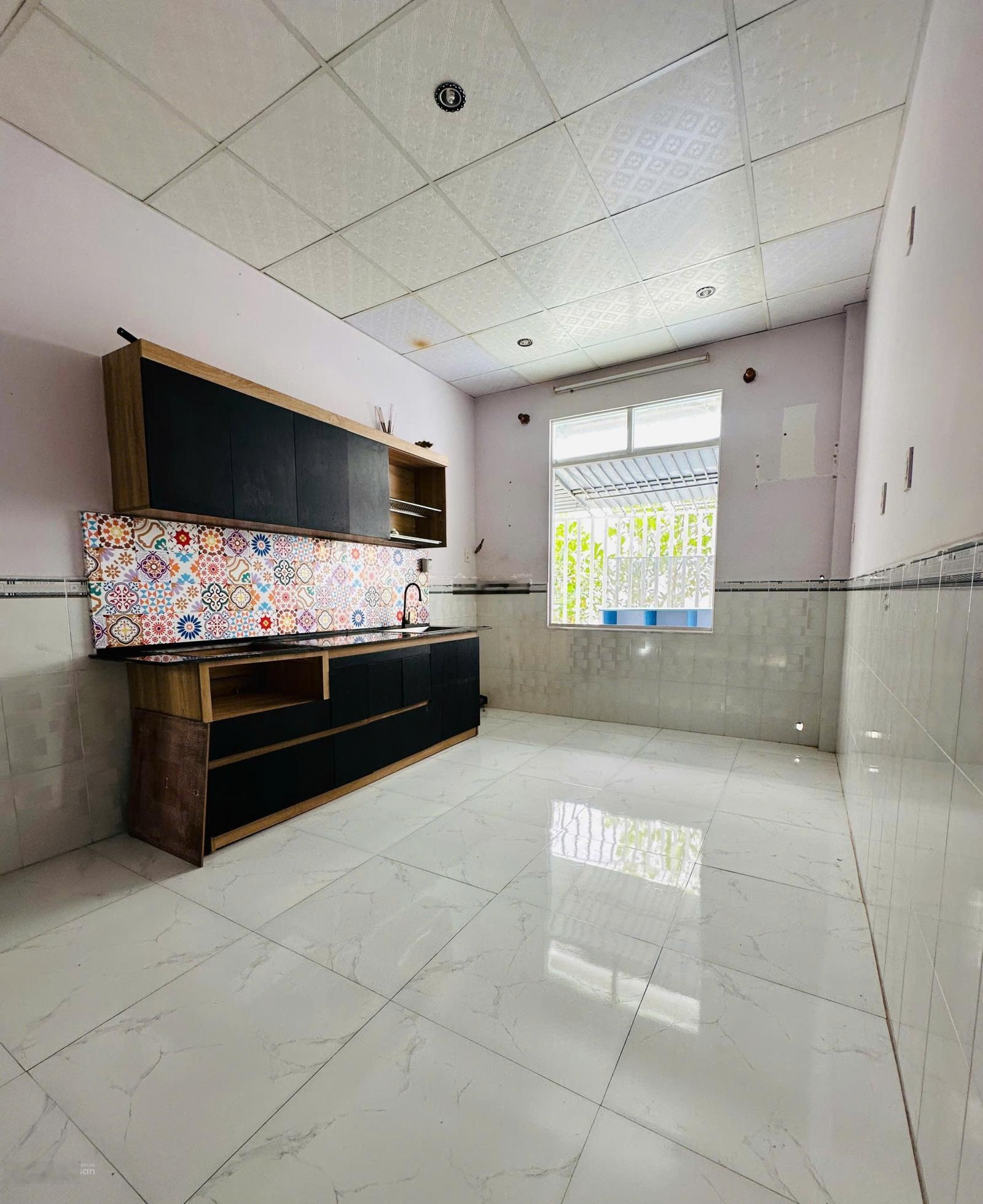 Bán nhà 1 tầng hẻm oto 5m đường xóm chiếu | gần go! nha trang