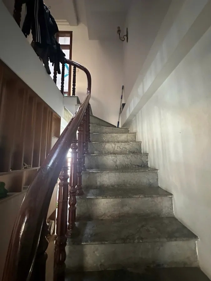 Bán nhà mặt phố Phú Viên 45m2 x 5 tầng, mặt tiền 4,5m kinh doanh, ô tô tránh giá 10 tỷ