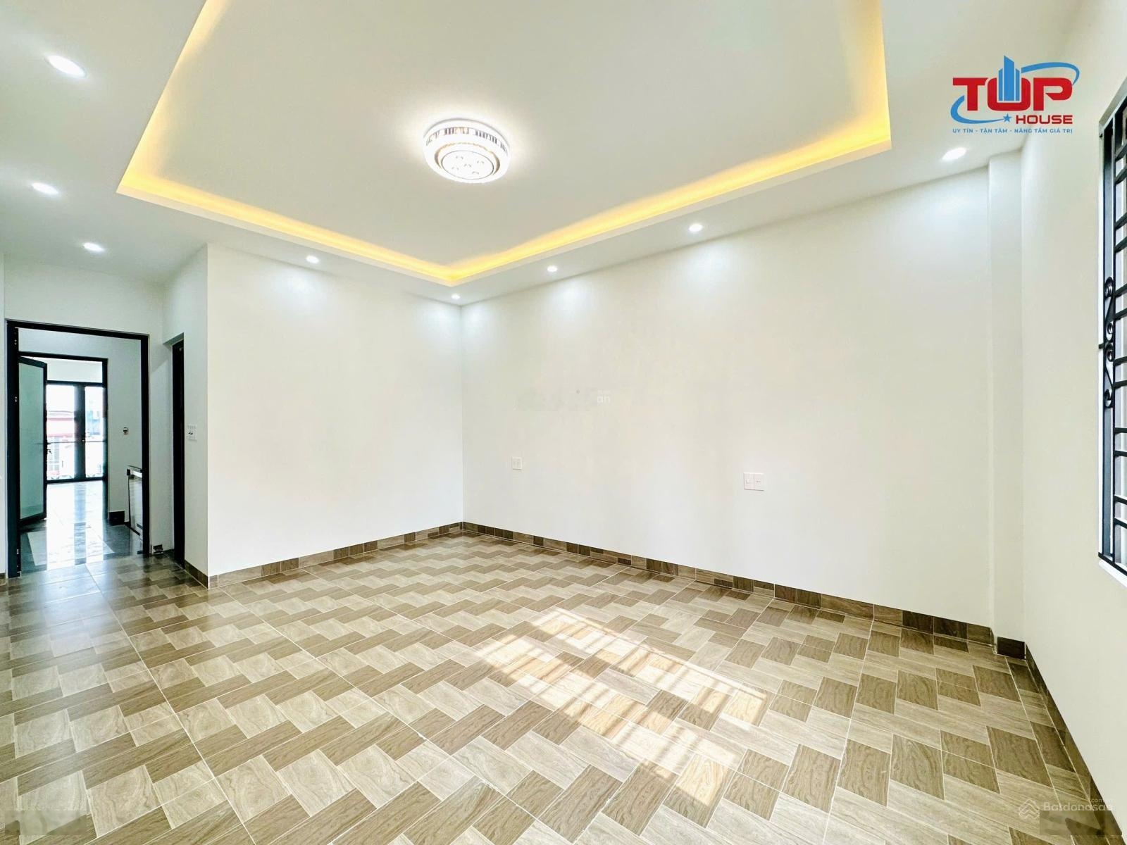 Bán nhà đường Mạc Thiên Phúc gần viện Nhi - Kiến An . Nhà S rộng , đầy đủ công năng